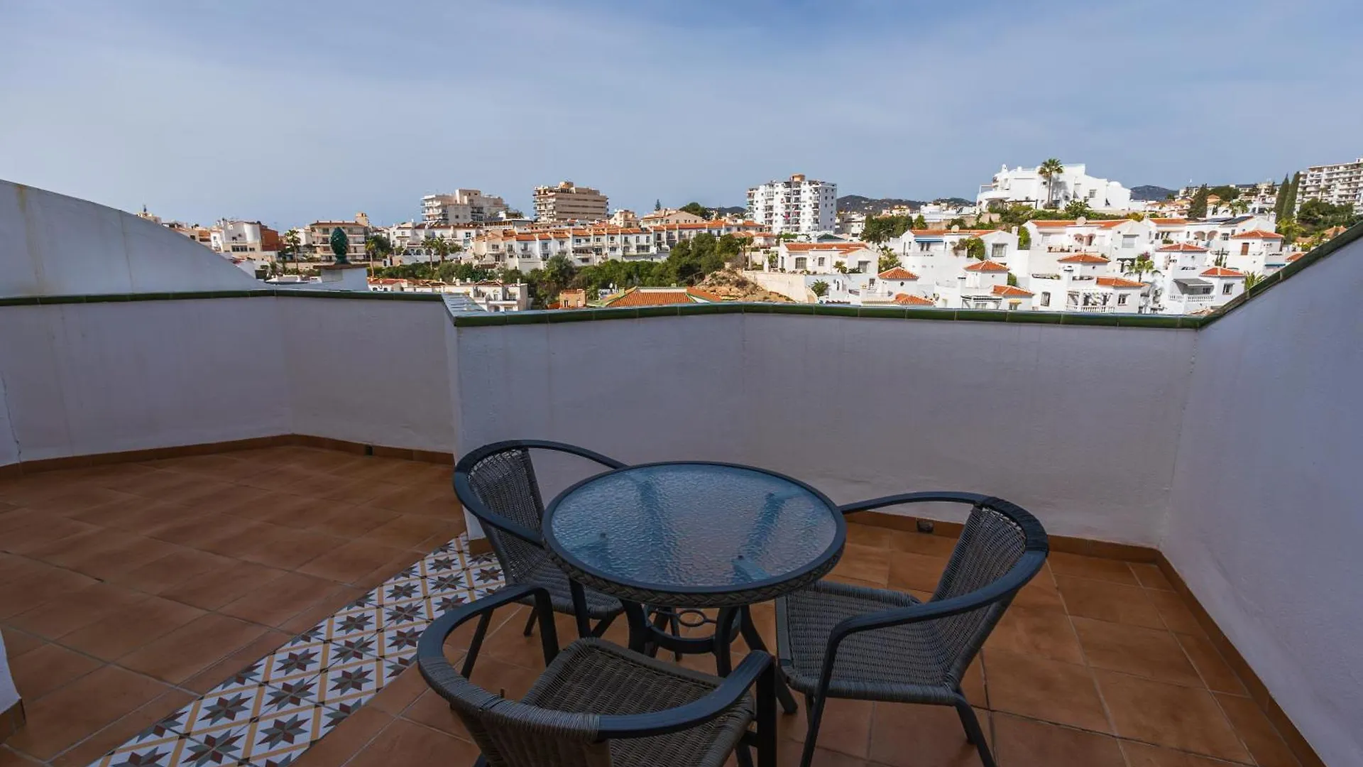 Apartamentos Turisticos Jose Cruz Nerja Apartment